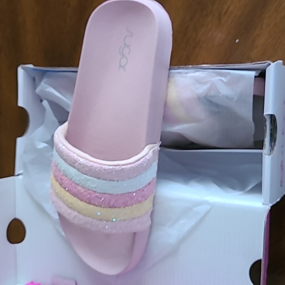 Girl sandals
